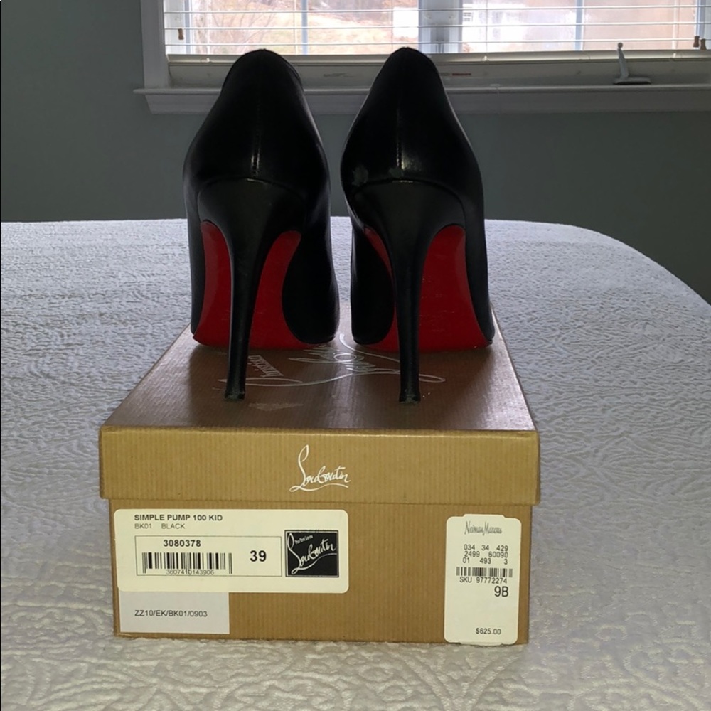 Christian Louboutin Simple Round Toe - image 2